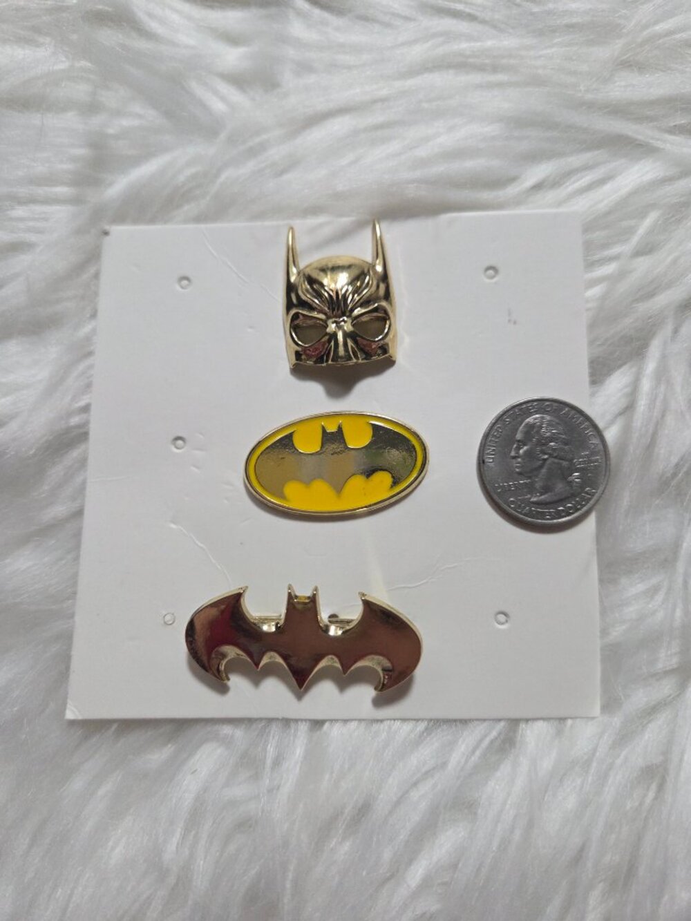 Batman Pin Set - Picture 3 of 5